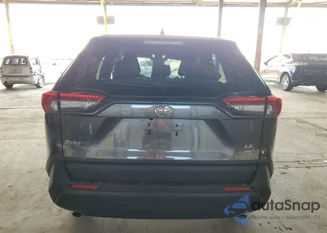 2025 Toyota Rav4 Le z USA, uszkodzony, nr VIN 2T3F1RFV0SW496740